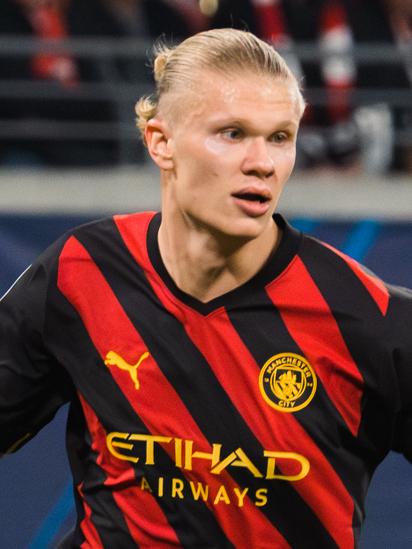 Erling Haaland en acción durante un partido de la Premier League