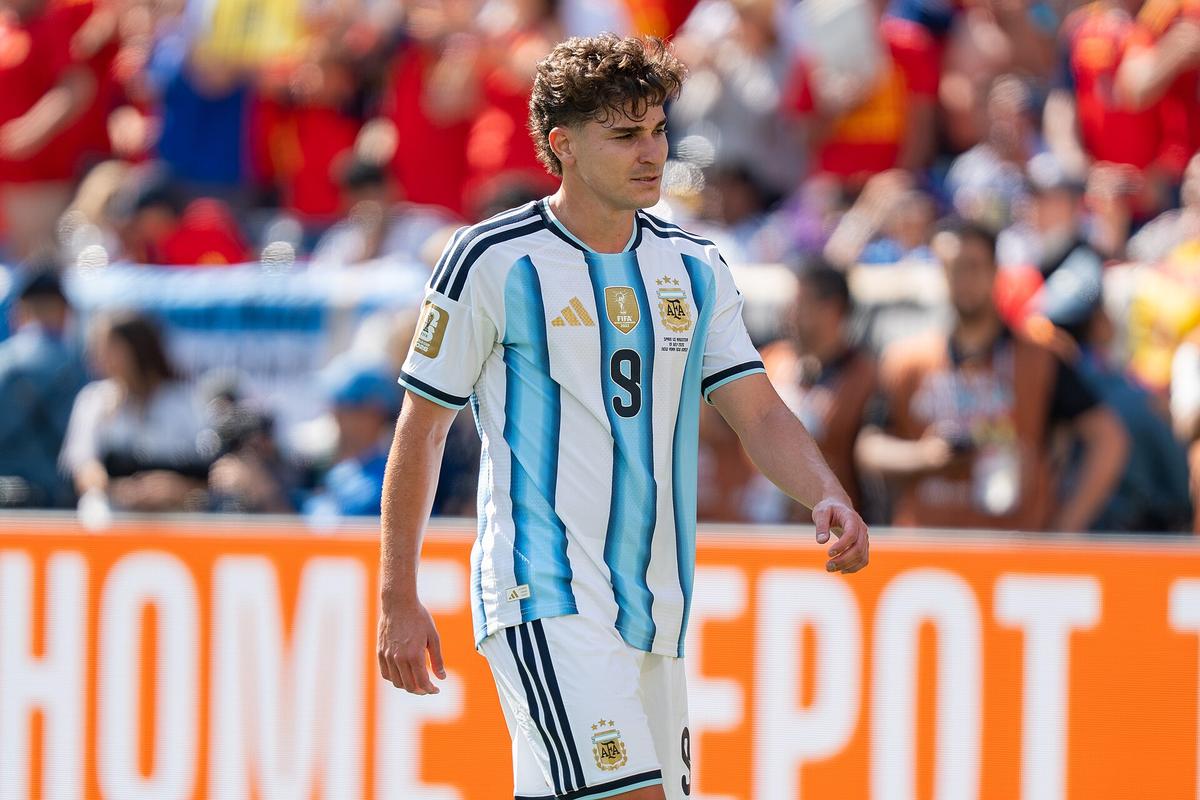 Julián Álvarez con la camiseta de la selección argentina (julio de 2026)