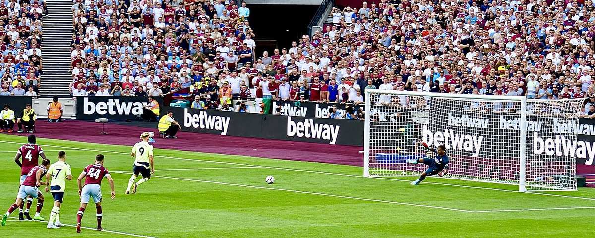 Erling Haaland en su debut en la Premier League con el Manchester City (2022)
