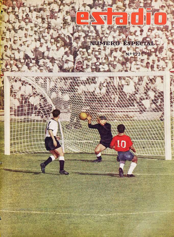 Partido histórico de Chile ante Alemania en el Estadio Nacional, en 1962