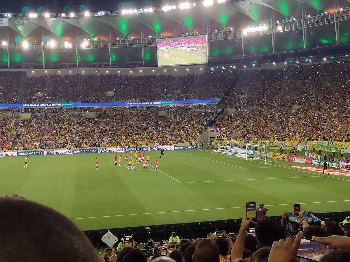 Brasil ante Chile en el Estadio Maracaná durante las Eliminatorias Sudamericanas de 2022