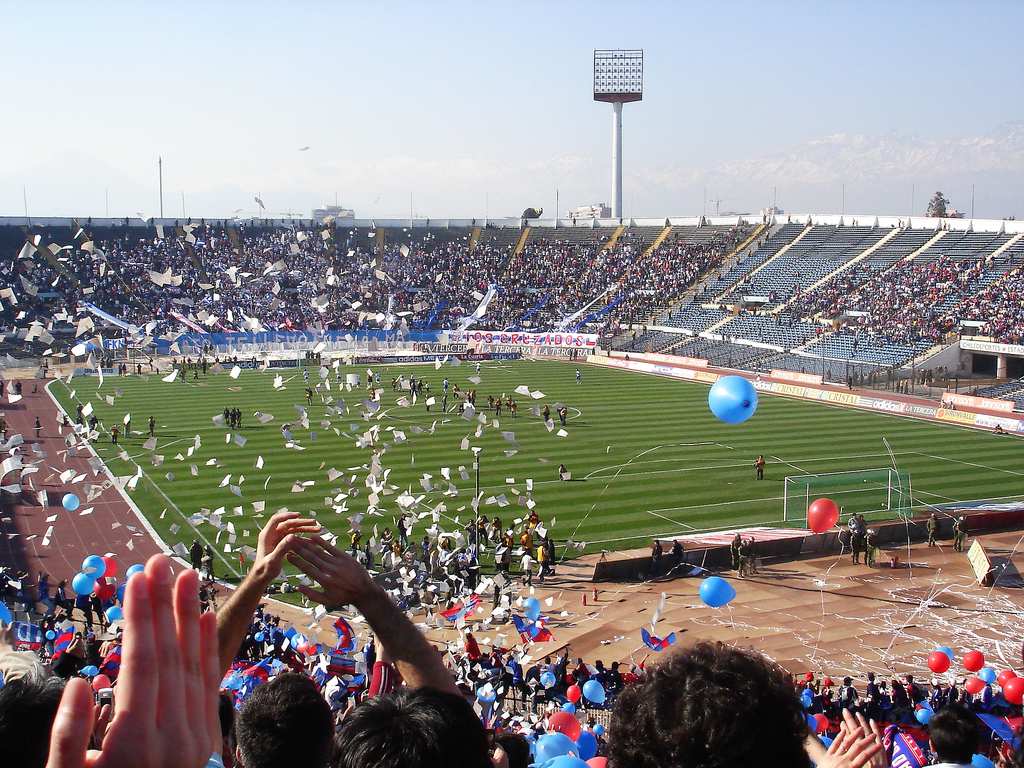 Jugadores de Universidad de Chile celebrando en el Estadio Nacional de Santiago