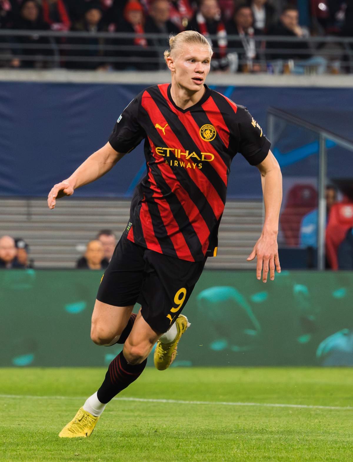 Erling Haaland festejando un tanto en la Champions League con el City