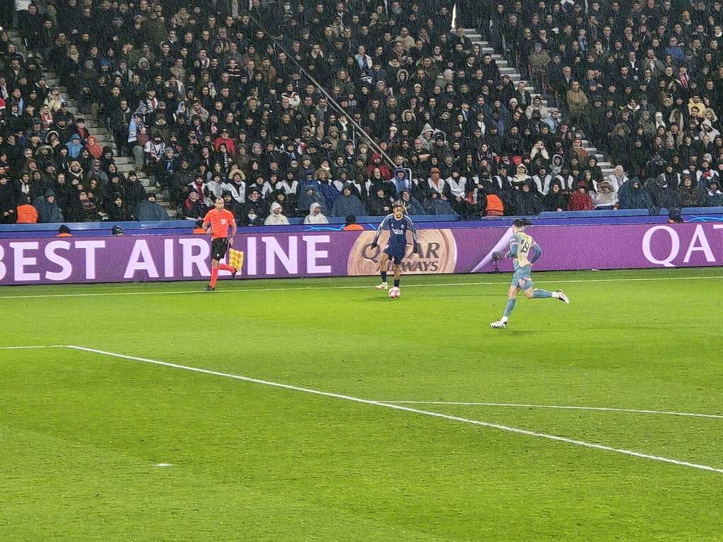 Otro momento del partido entre el Paris Saint-Germain y el Manchester City en enero de 2025