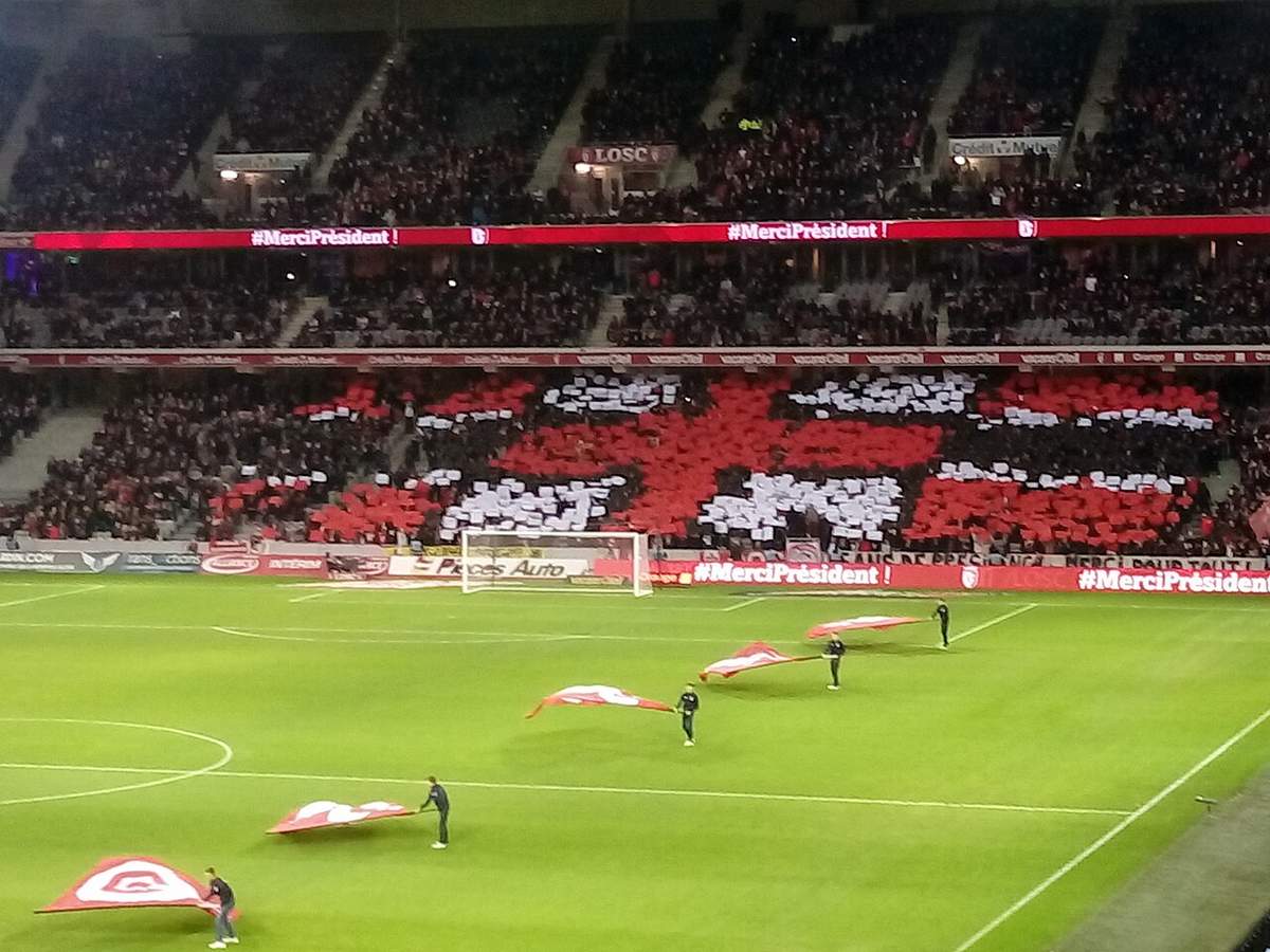 Partido en el Stade Pierre-Mauroy de Lille, sede del Derbi del Norte, en una foto de archivo