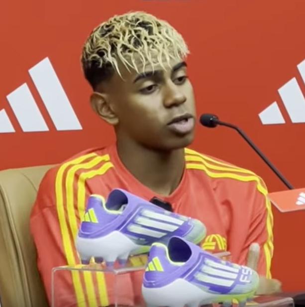 Lamine Yamal durante una gira internacional con el Barça