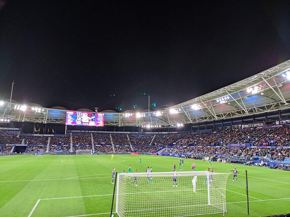 ¡Noche de LaLiga! Levante vs Athletic