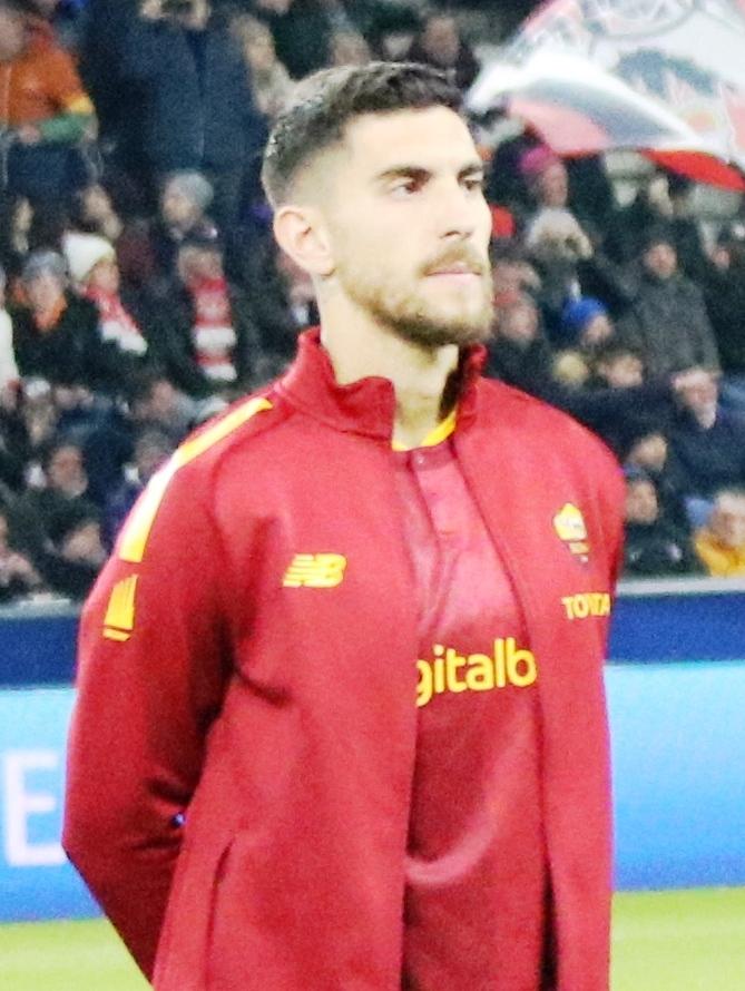 Lorenzo Pellegrini con la camiseta de la Roma, en una imagen de archivo de 2023, antes de la lesión sufrida ante el Slovan Bratislava
