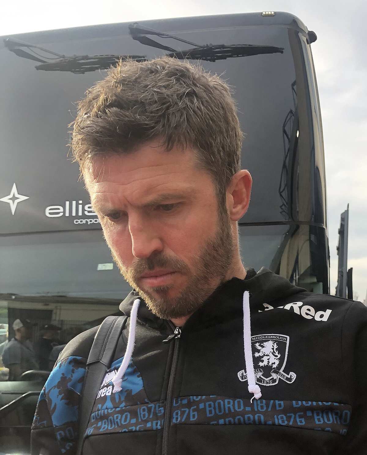 Michael Carrick, entrenador del Manchester United, que comparecerá el viernes ante los medios y dirigirá al equipo el domingo ante el Bournemouth