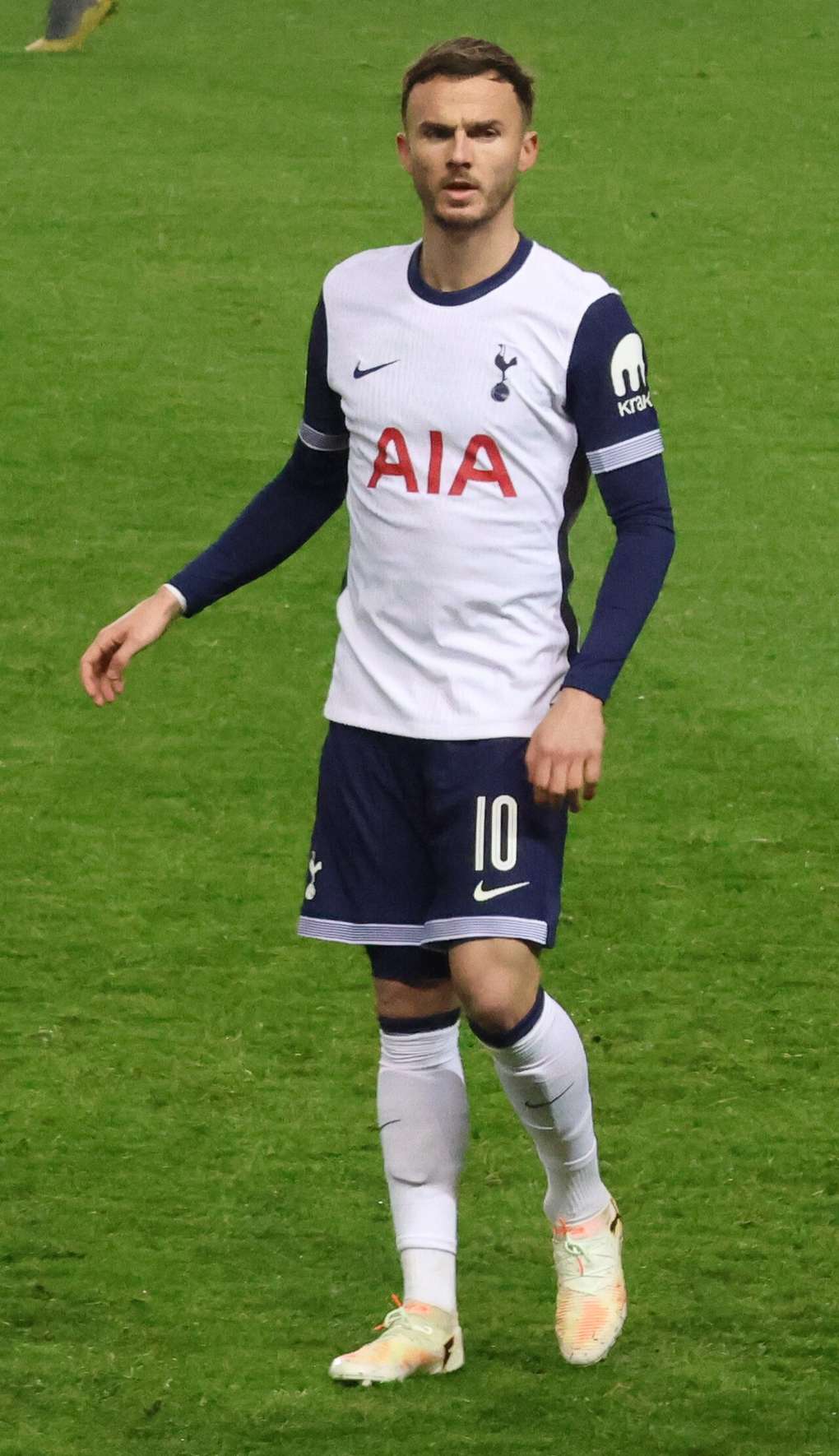 James Maddison con la camiseta del Tottenham, en una imagen de archivo de Wikimedia Commons