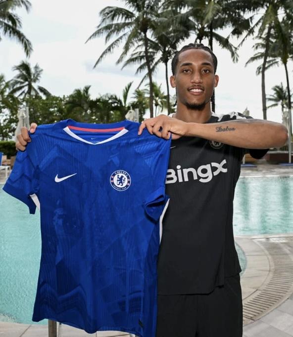 Joao Pedro con la camiseta del Chelsea, en una imagen de archivo de Wikimedia Commons