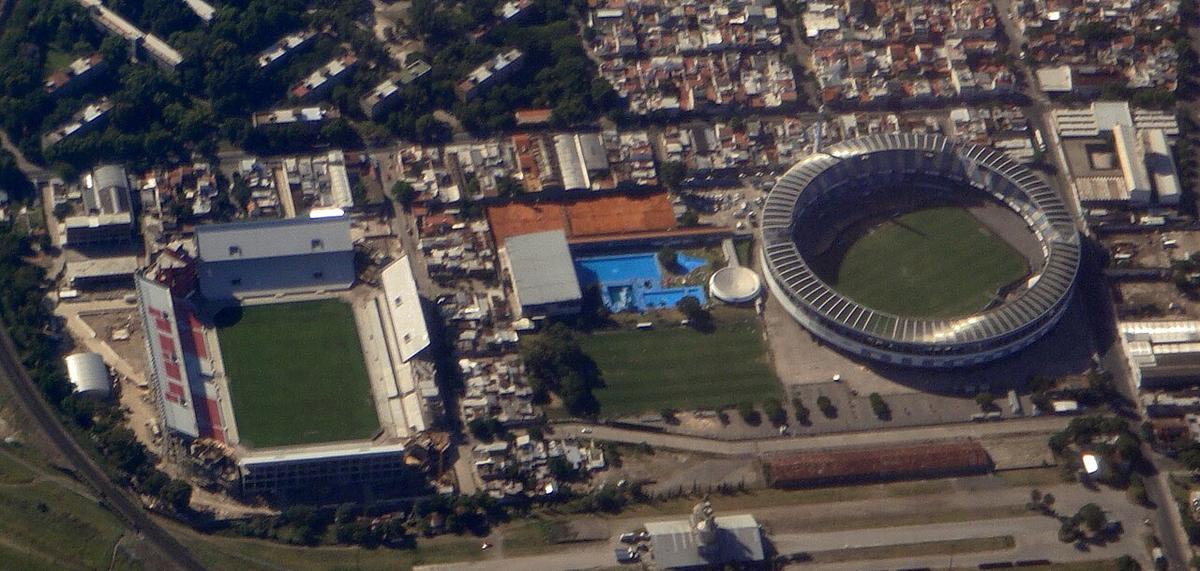 Vista aérea de Avellaneda, la ciudad de los dos clásicos del domingo