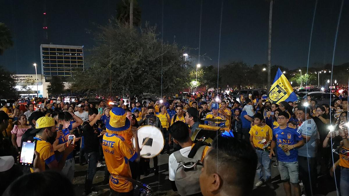 Afición de Tigres Femenil en una semifinal ante Monterrey en 2022, imagen de archivo de Wikimedia Commons