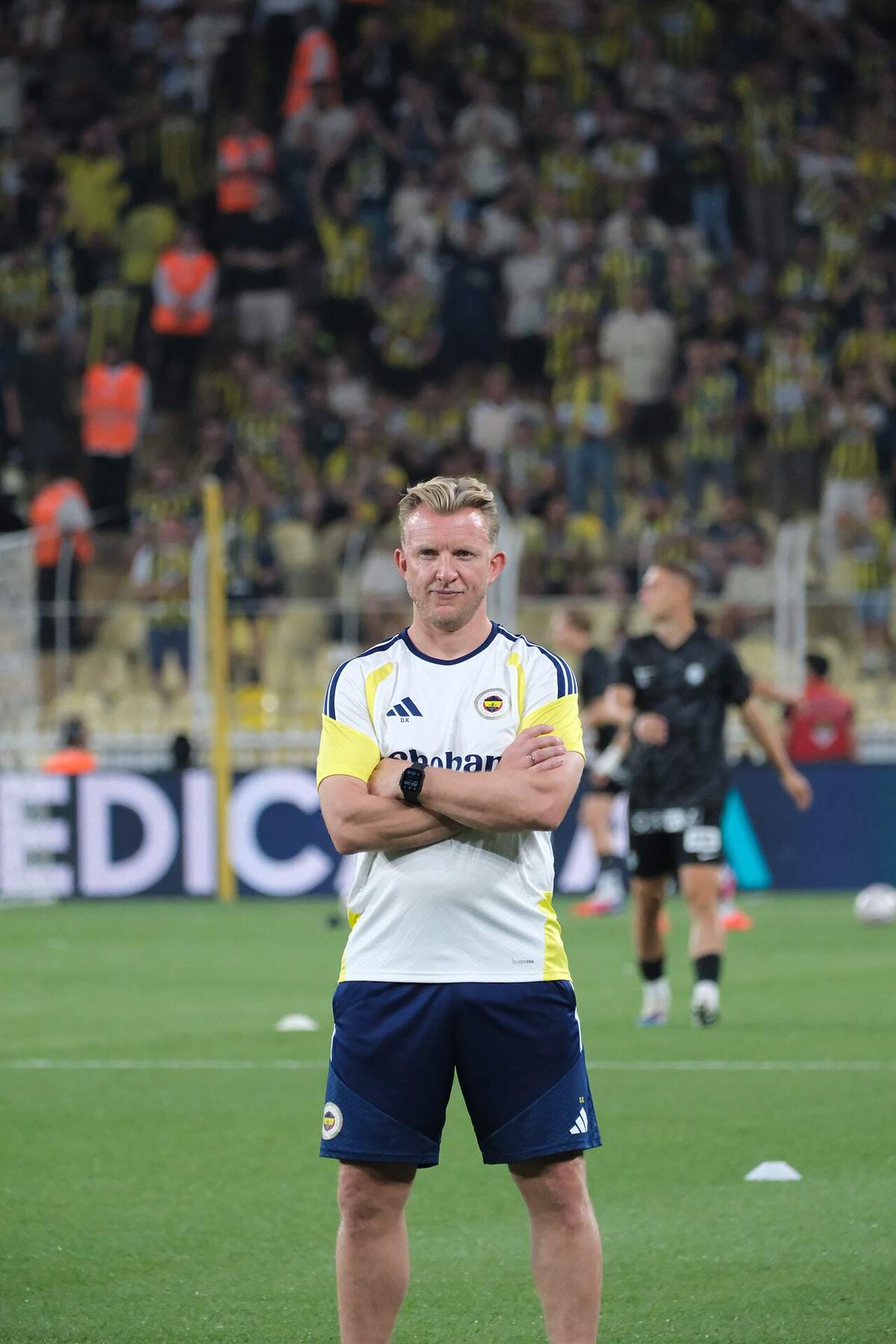 Dirk Kuyt con el Fenerbahçe durante su etapa como jugador en Estambul
