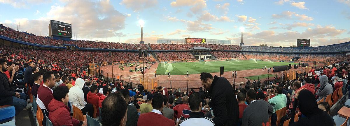 Partido del Al Ahly en competición africana, el club egipcio que encabeza el Grupo A de la Copa Confederación