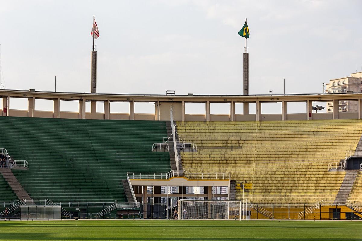 El interior de un estadio brasileño durante un partido, en una foto de archivo