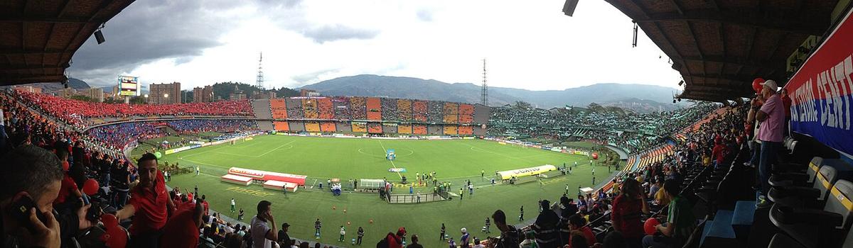 Vista panorámica del estadio Atanasio Girardot de Medellín durante un partido, en una foto de archivo