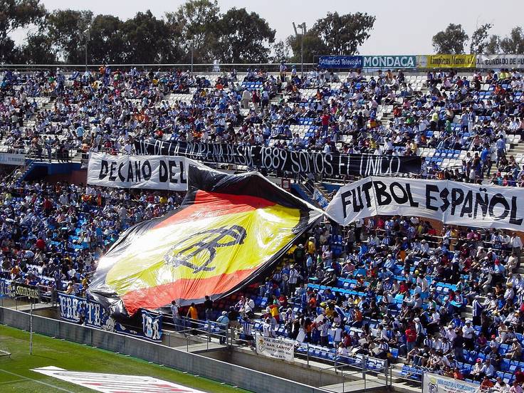 Afición del Recreativo de Huelva animando en el estadio Nuevo Colombino