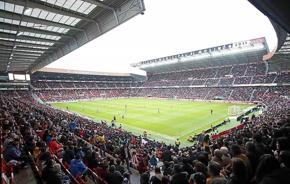Vista exterior del estadio El Molinón, casa del Real Sporting de Gijón