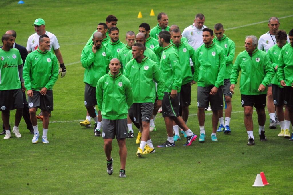 Entrenamiento de la selección de Argelia durante la Copa Africana de 2013