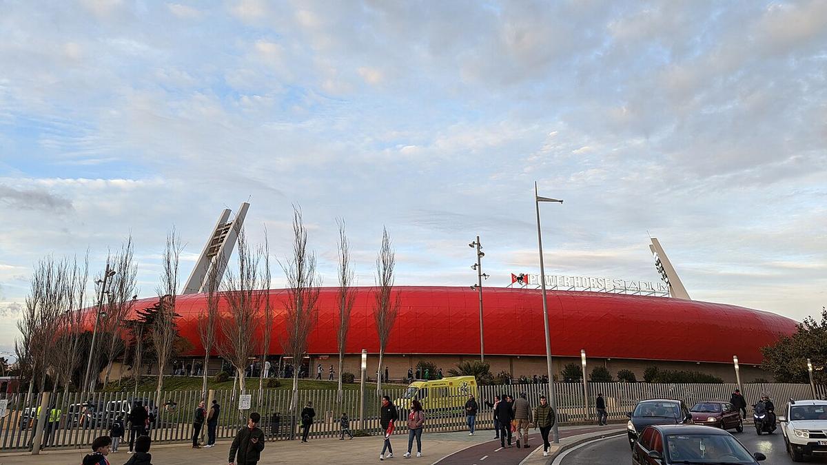 El Estadio de los Juegos Mediterráneos de Almería durante un partido