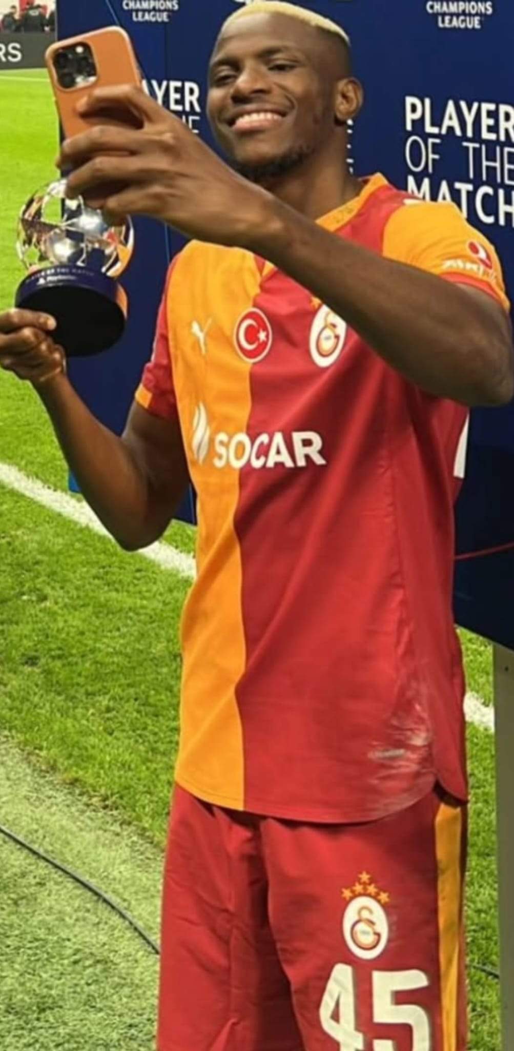 Victor Osimhen con el Galatasaray en 2025