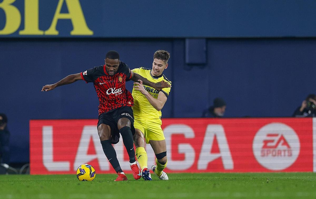 Jugadores del Villarreal en un partido de LaLiga en El Madrigal