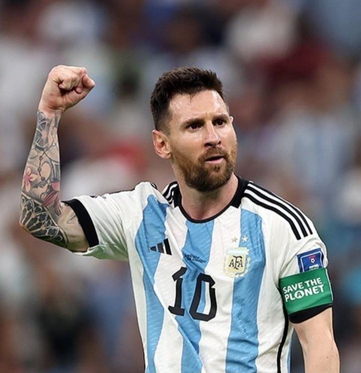 ليونيل ميسي بقميص الأرجنتين في كأس العالم 2022
